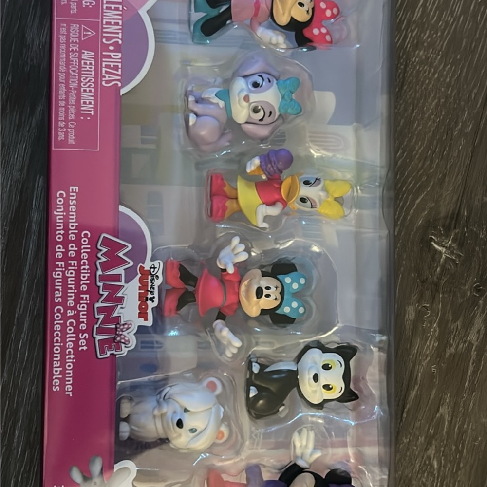Disney Minnie Mouse Collectible Figure Set - Pink, Red, Black